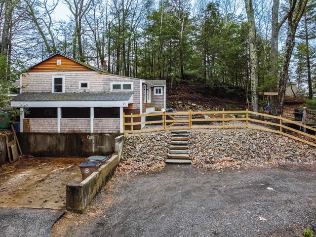 21 Hemlock Heights Road, Atkinson, NH 03811