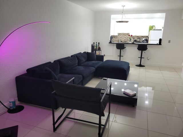 19370 Collins Avenue 623, Sunny Isles Beach, FL 33160