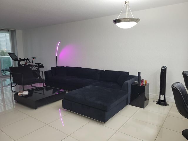 19370 Collins Avenue 623, Sunny Isles Beach, FL 33160