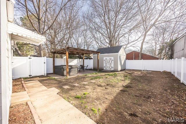 614 S Church Street, Belleville, IL 62220