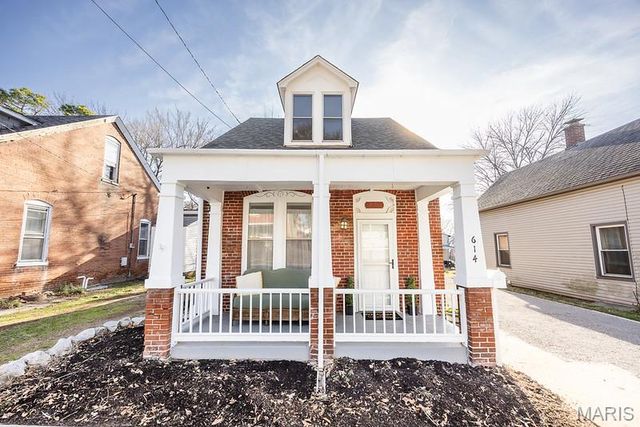 614 S Church Street, Belleville, IL 62220