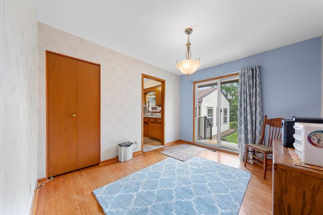 7049 Ewing Avenue N, Brooklyn Center, MN 55429
