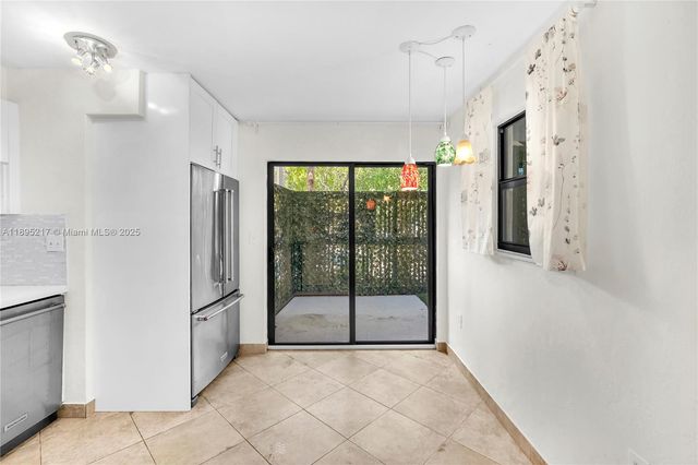 3265 Virginia St 13, Miami, FL 33133