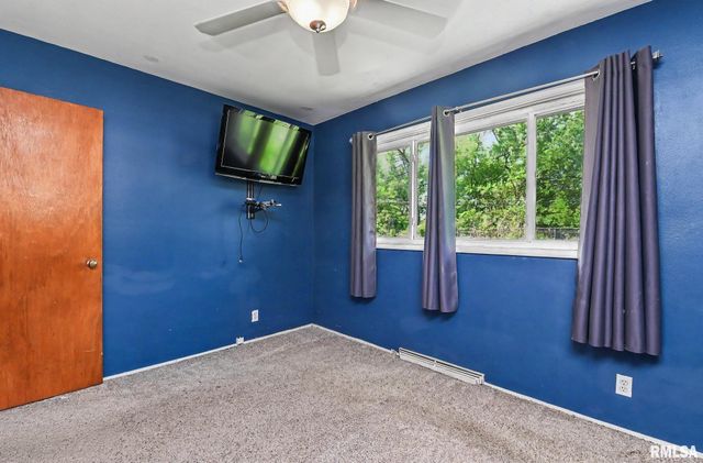 5133 N MONTCLAIR Avenue, Peoria Heights, IL 61616