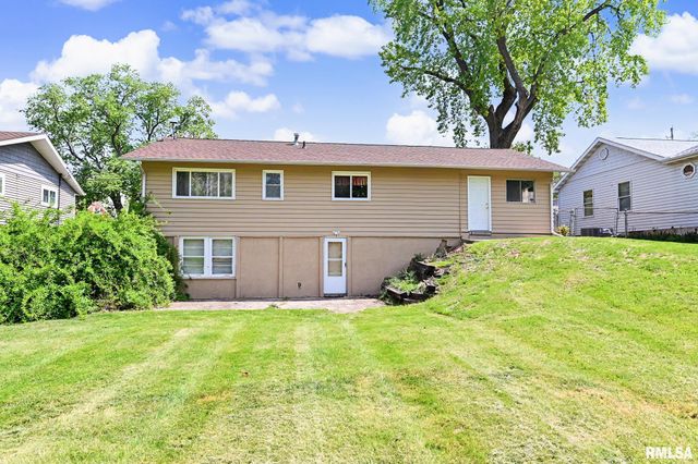 5133 N MONTCLAIR Avenue, Peoria Heights, IL 61616