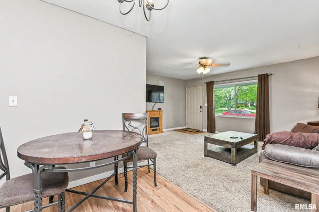 5133 N MONTCLAIR Avenue, Peoria Heights, IL 61616