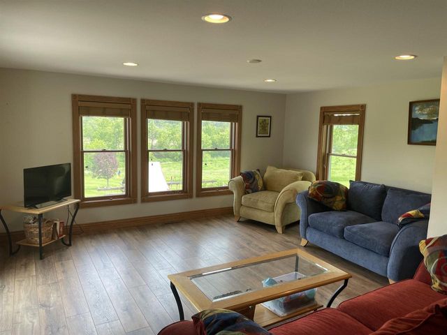 16718 County Road N, Blanchardville, WI 53516