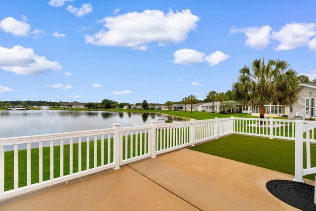 222 Lakeside Crossing Dr., Conway, SC 29526