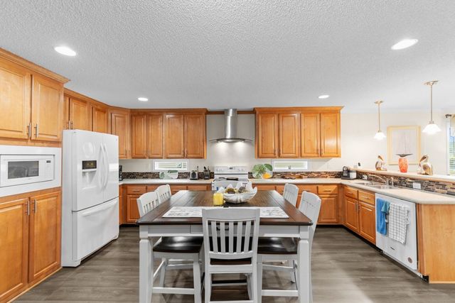 222 Lakeside Crossing Dr., Conway, SC 29526