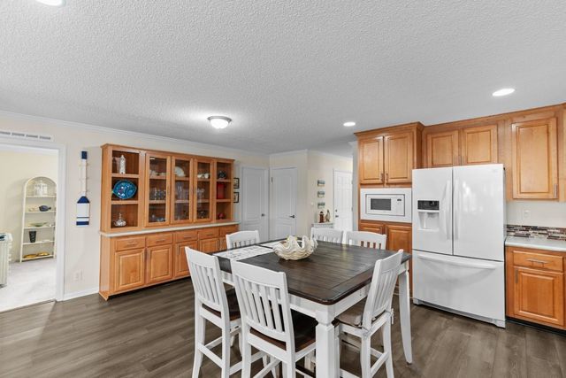 222 Lakeside Crossing Dr., Conway, SC 29526