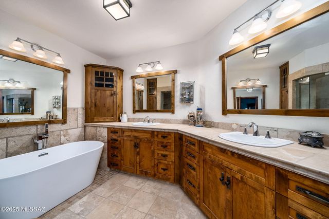 11280 E Broadway Boulevard, Tucson, AZ 85748