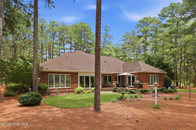 39 Devon Drive, Pinehurst, NC 28374