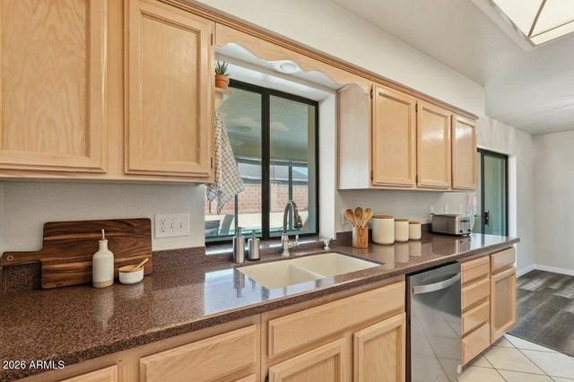 8226 E MADERO Avenue, Mesa, AZ 85209