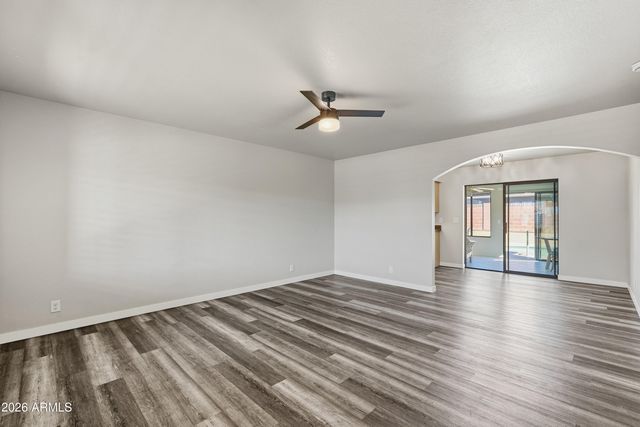 8226 E MADERO Avenue, Mesa, AZ 85209