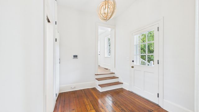 30 Anson Street, Charleston, SC 29401