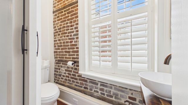 30 Anson Street, Charleston, SC 29401