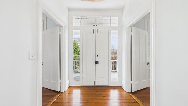 30 Anson Street, Charleston, SC 29401
