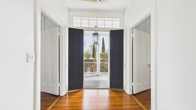 30 Anson Street, Charleston, SC 29401
