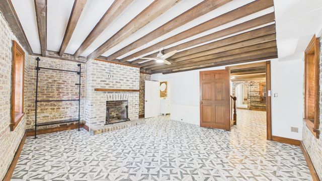 30 Anson Street, Charleston, SC 29401