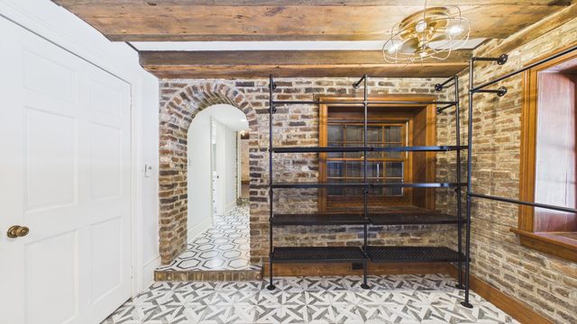 30 Anson Street, Charleston, SC 29401