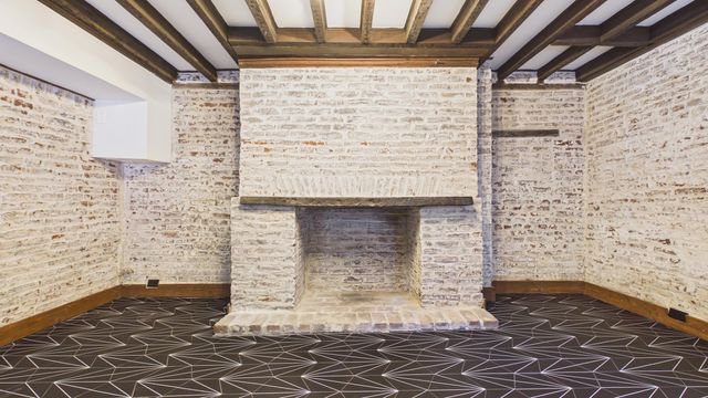 30 Anson Street, Charleston, SC 29401