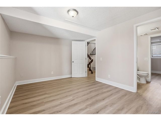 10187 E Peakview Ave, Englewood, CO 80111