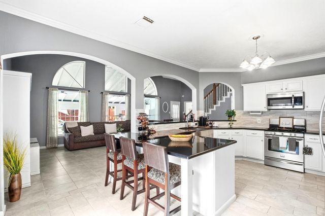 15642 Choke Canyon Drive, Sugar Land, TX 77498