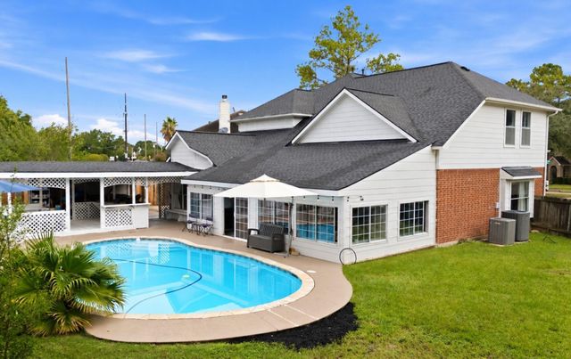 15642 Choke Canyon Drive, Sugar Land, TX 77498
