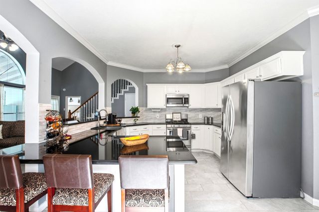 15642 Choke Canyon Drive, Sugar Land, TX 77498