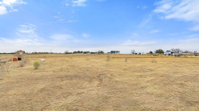 20646 Cameron RD, Coupland, TX 78615