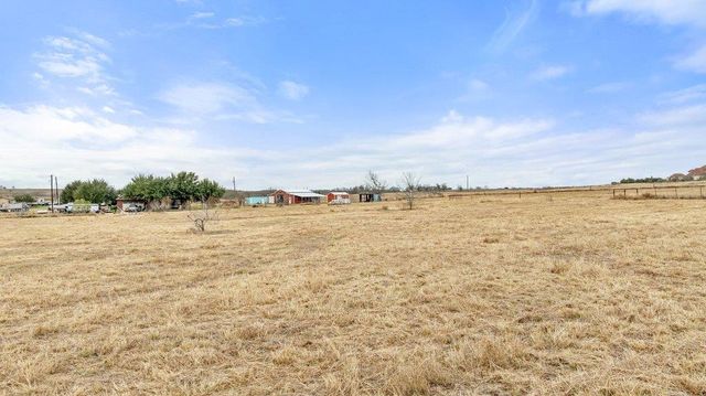 20646 Cameron RD, Coupland, TX 78615