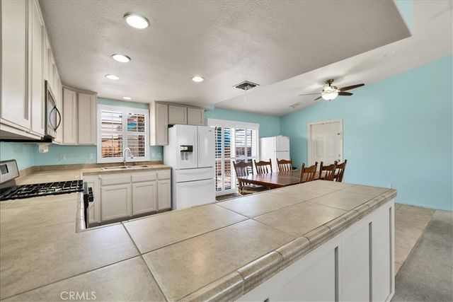 6606 Persia Avenue, 29 Palms, CA 92277