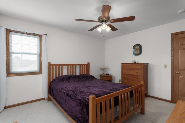 6901 Fieldwood Road, Madison, WI 53718