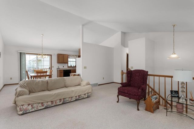 6901 Fieldwood Road, Madison, WI 53718