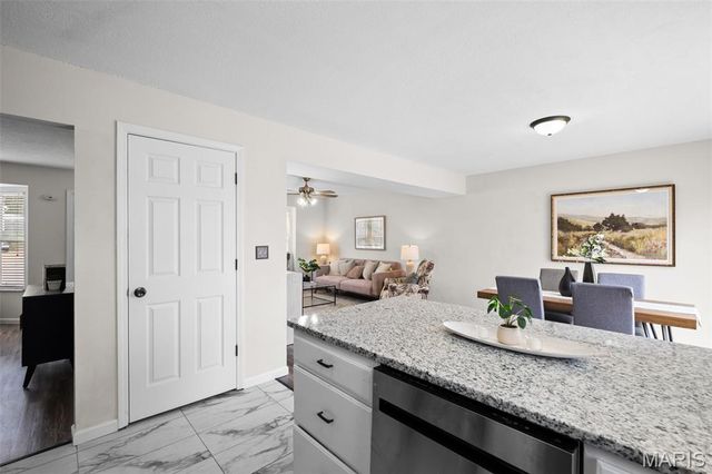 1981 Saint Johns Crossing, Arnold, MO 63010