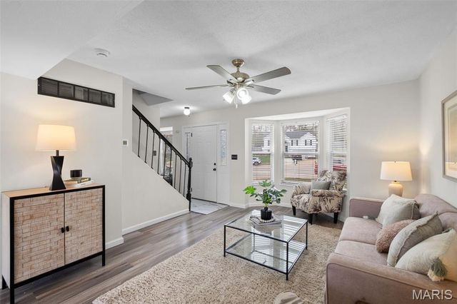 1981 Saint Johns Crossing, Arnold, MO 63010