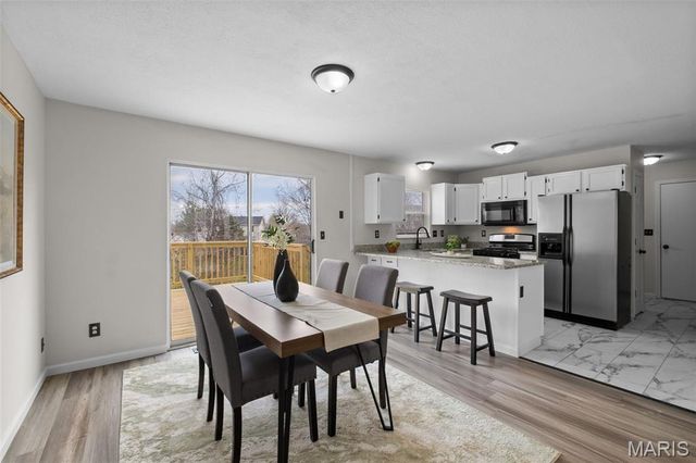 1981 Saint Johns Crossing, Arnold, MO 63010