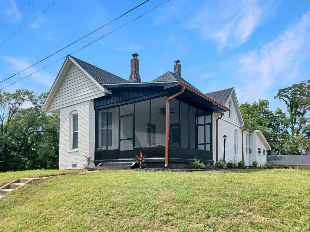 39 N 275 W Road, Princeton, IN 47670