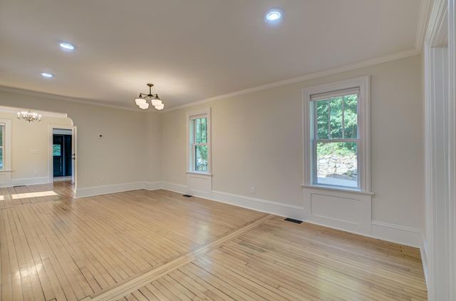 1401 Broadway Street N, Stillwater, MN 55082