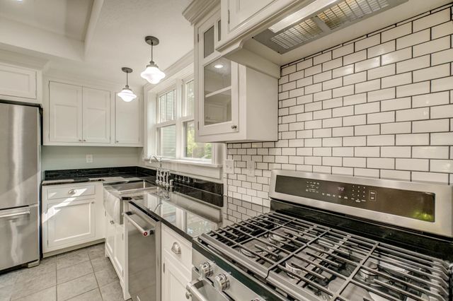 1401 Broadway Street N, Stillwater, MN 55082