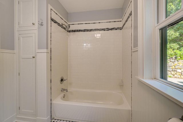1401 Broadway Street N, Stillwater, MN 55082