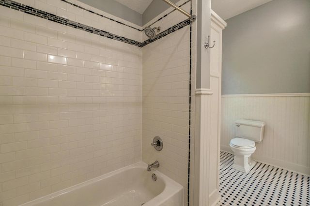 1401 Broadway Street N, Stillwater, MN 55082