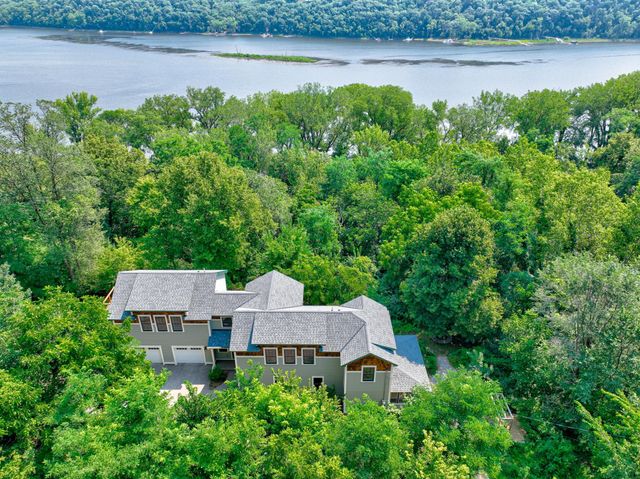 1401 Broadway Street N, Stillwater, MN 55082