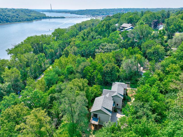1401 Broadway Street N, Stillwater, MN 55082