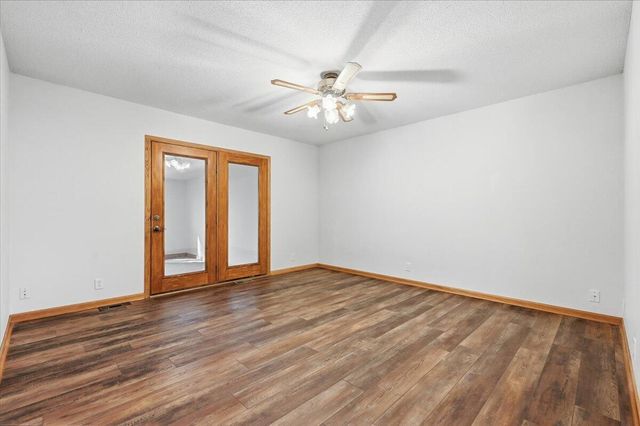 3808 RAMELLE Drive, Council Bluffs, IA 51501