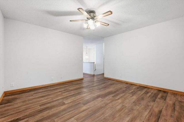 3808 RAMELLE Drive, Council Bluffs, IA 51501