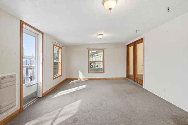 3808 RAMELLE Drive, Council Bluffs, IA 51501
