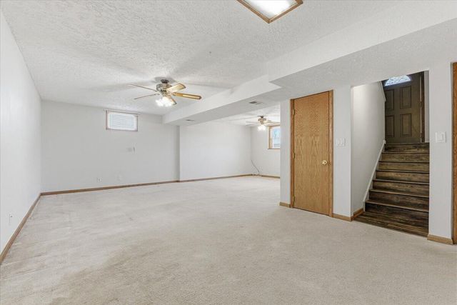 3808 RAMELLE Drive, Council Bluffs, IA 51501