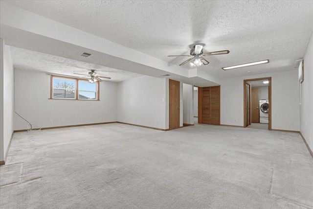 3808 RAMELLE Drive, Council Bluffs, IA 51501