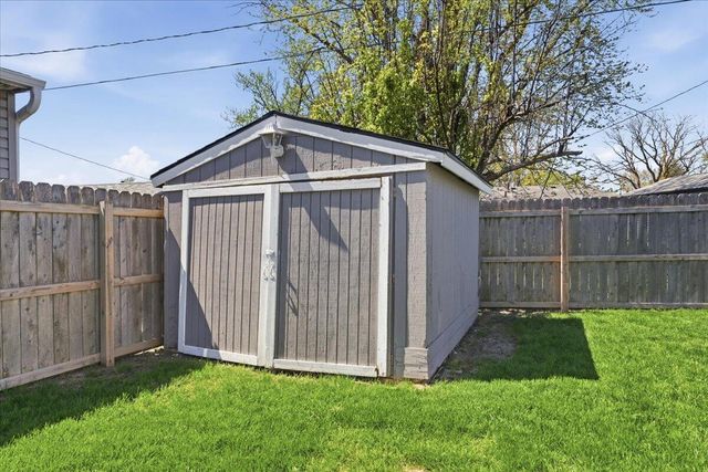 3808 RAMELLE Drive, Council Bluffs, IA 51501